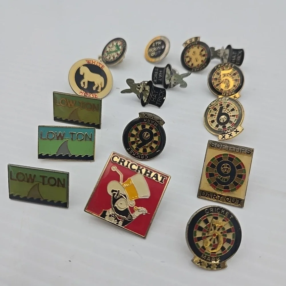 Vintage Crickhat Dart Throwing Lapel Hat Pin Lot Of 15‎